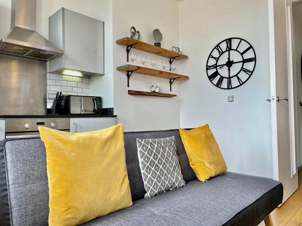 Victorian Factory Apartment With 2 Bedrooms 布里斯托 外观 照片