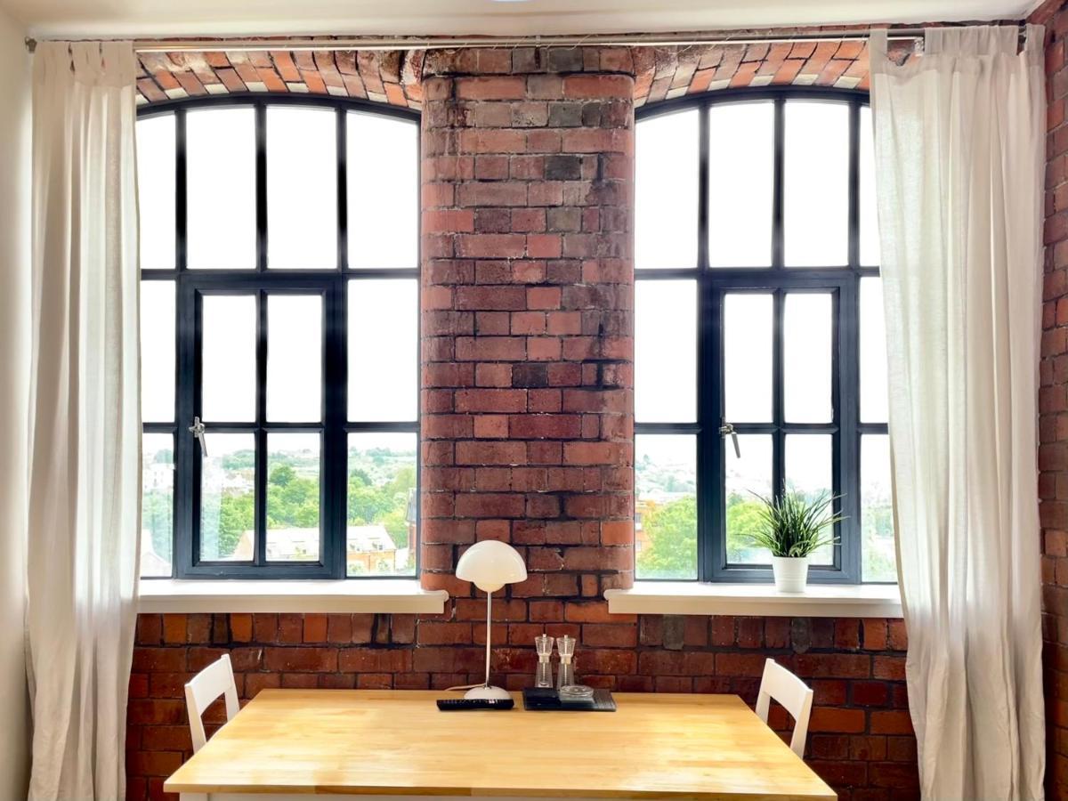 Victorian Factory Apartment With 2 Bedrooms 布里斯托 外观 照片